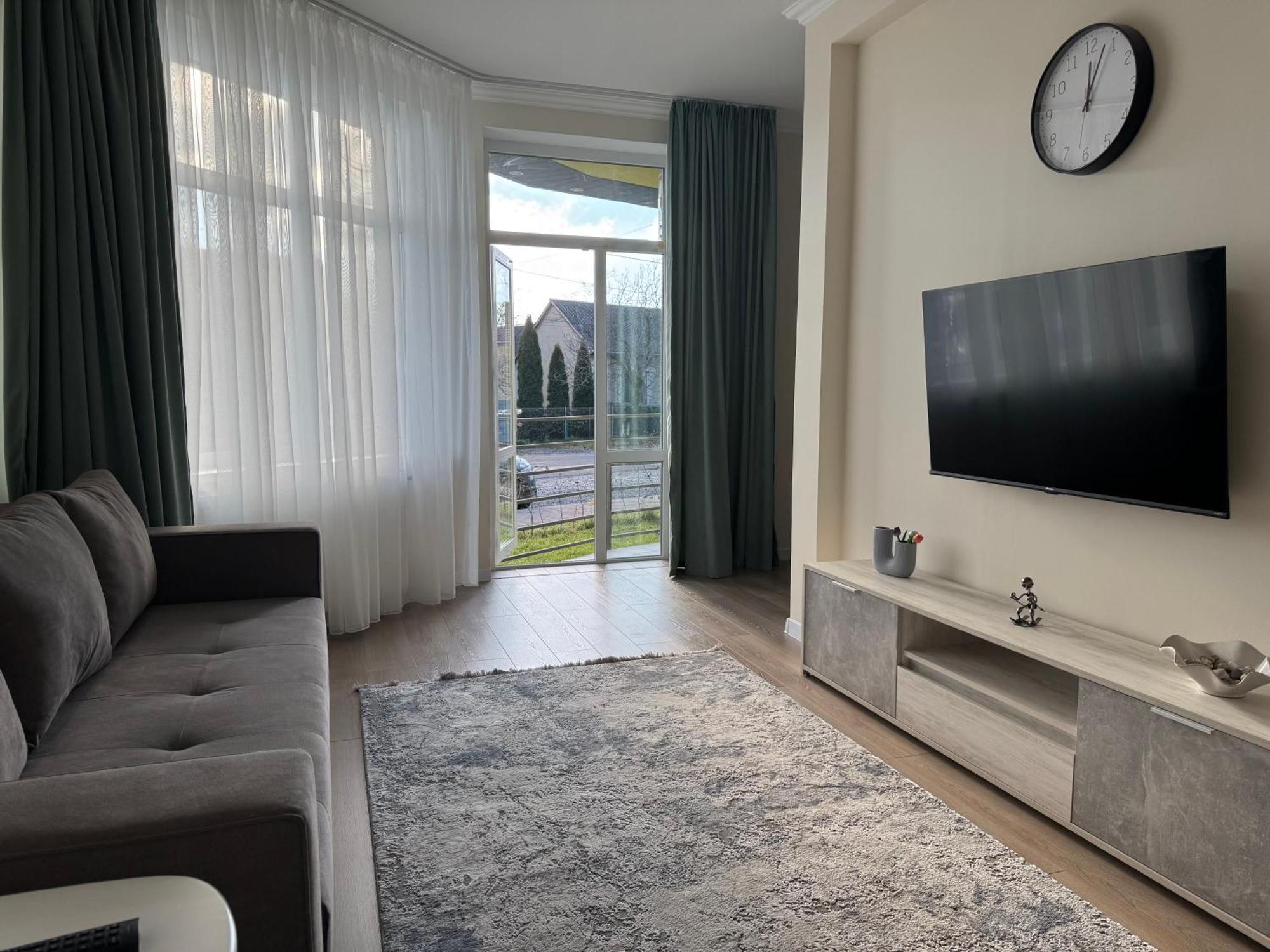Авіа Apartment Uzhhorod Exterior photo